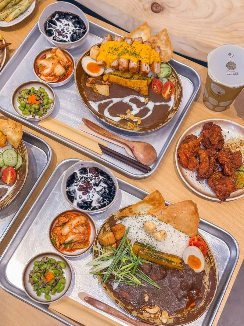 山上山下咖哩 × 桑心茶室(埔里店)