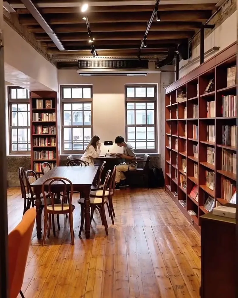 銀月書店|台南