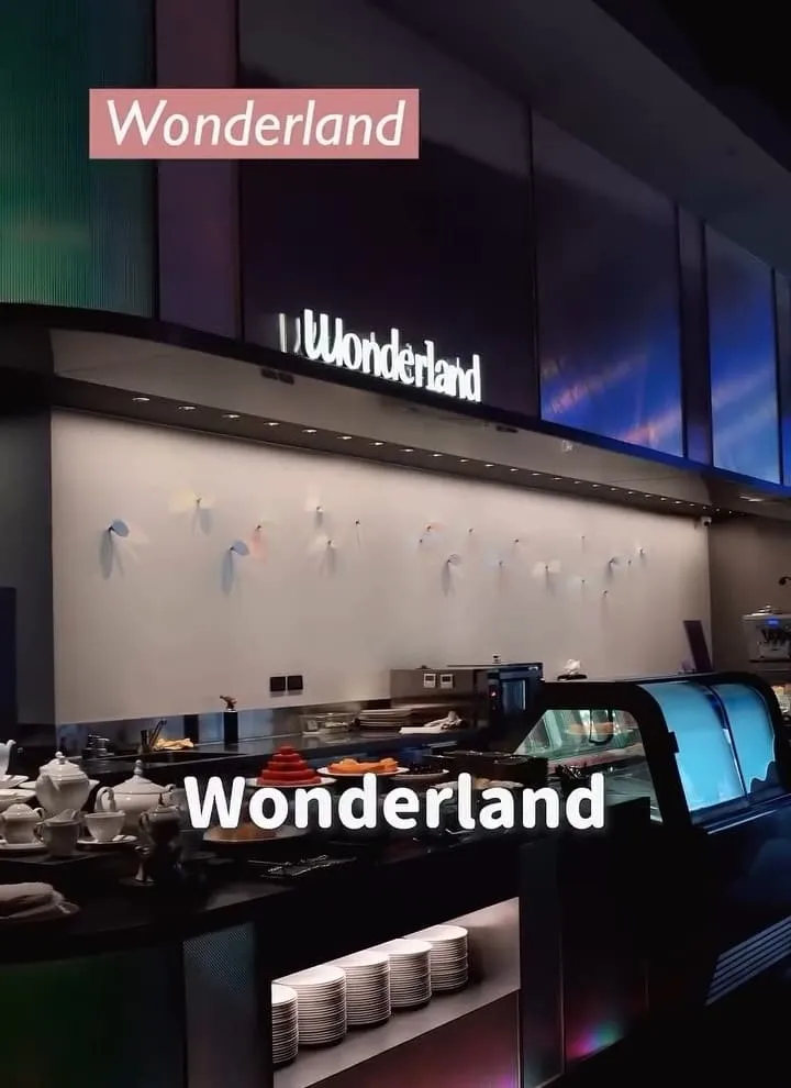 URBAN PARADISE 信義區Buffet餐酒館