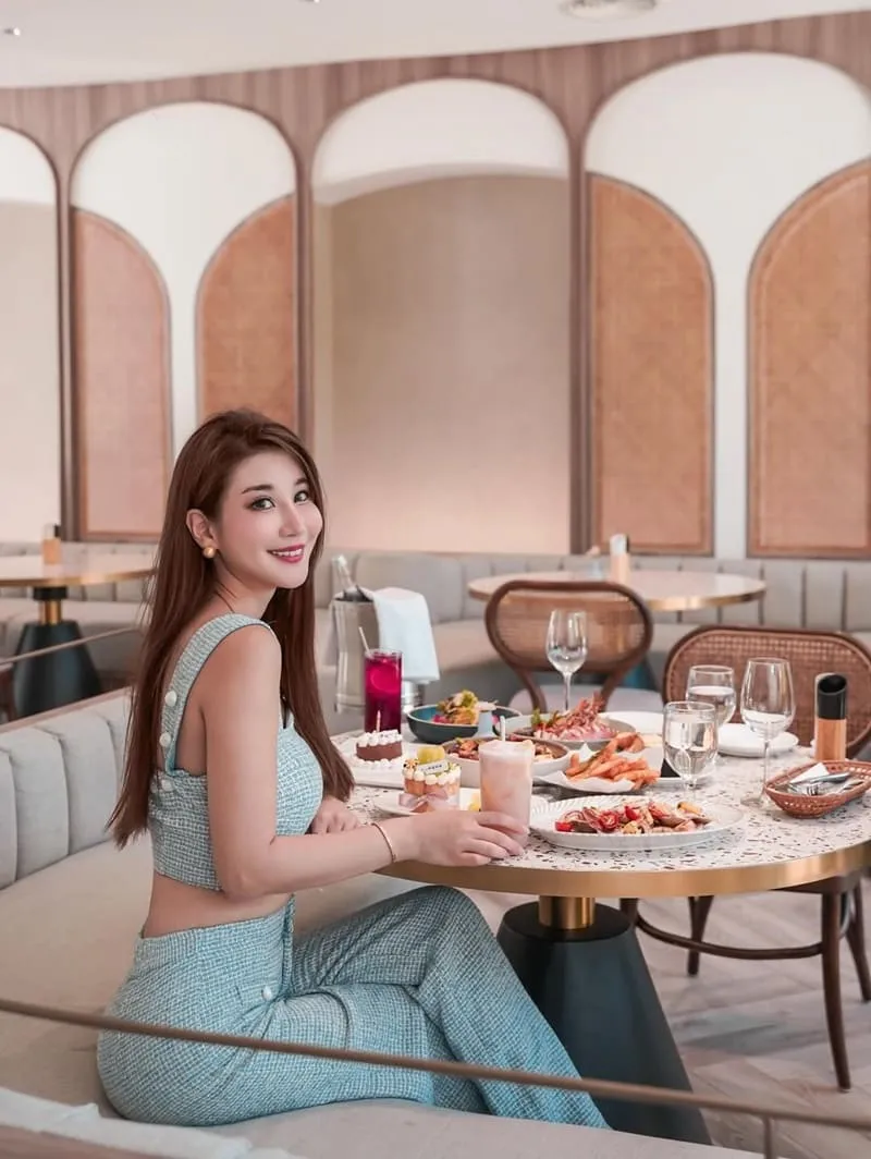 Les aqua 水相餐聚苑