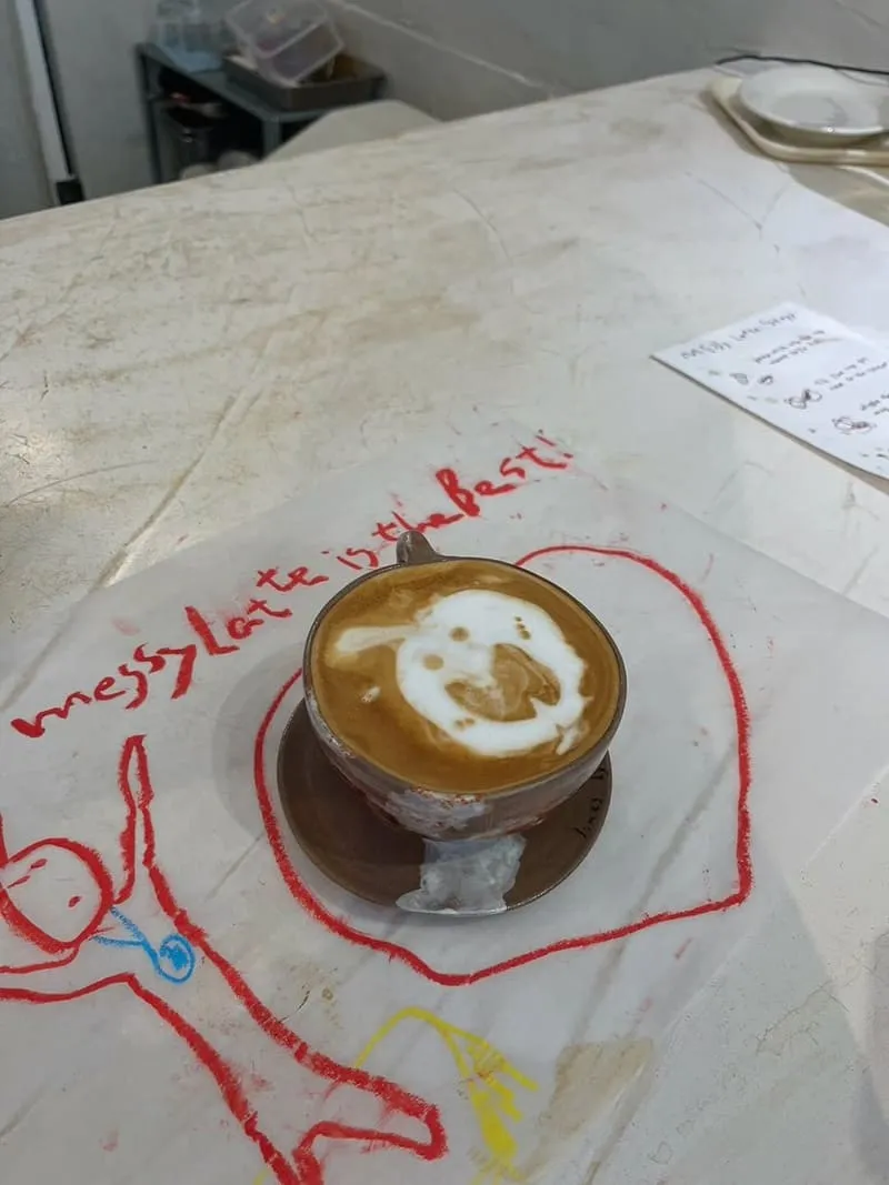 台北圓山咖啡廳 Messy mark