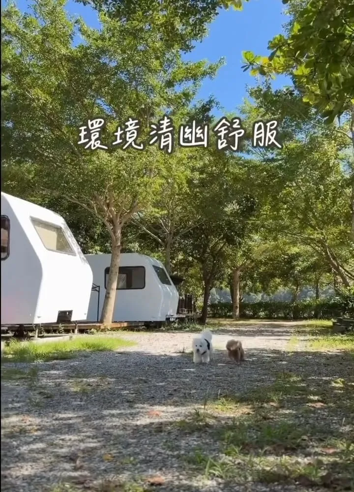 黑屋CAMP 花蓮露營車住宿