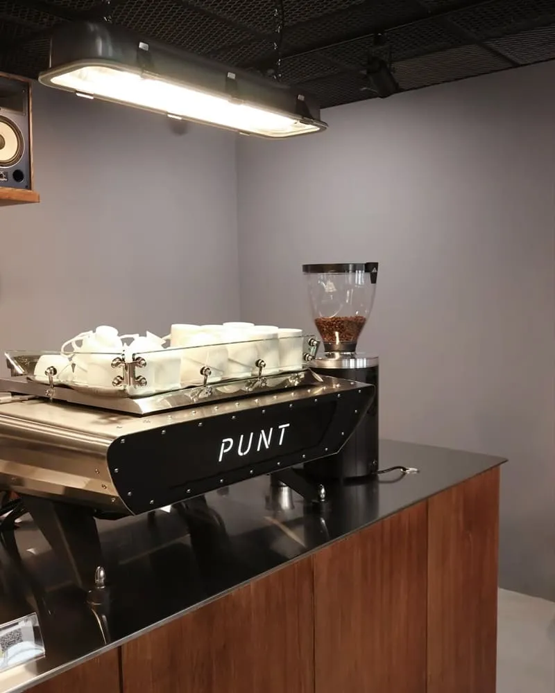 PUNT COFFEE ROASTERY